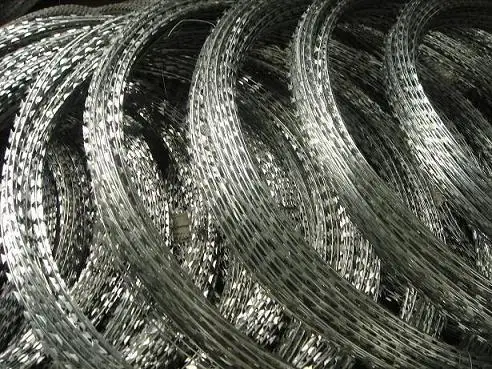 BTO-28 CBT-65 CBT-60 Concertina Wire Coils Low Carbon Steel Material Hot-dipped Galvanized Appearance |