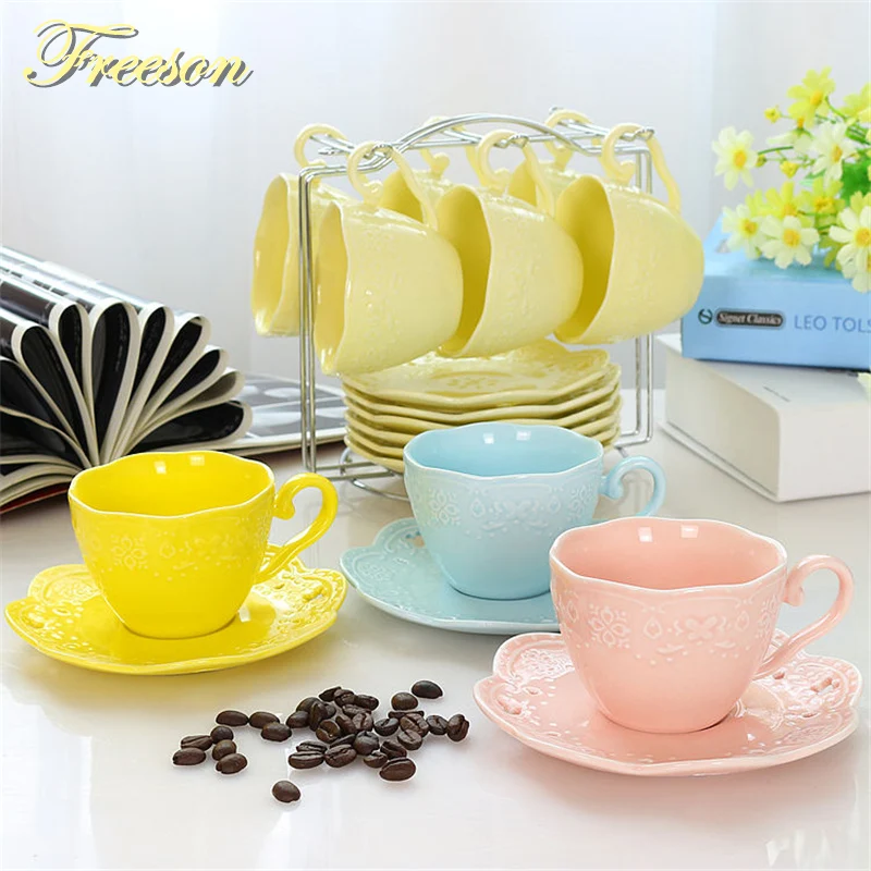 

Brief Emboss Porcelain Coffee Cup Saucer Spoon Set 200ml Ceramic Tea Cup Europe Cafe Party Teatime Teacup
