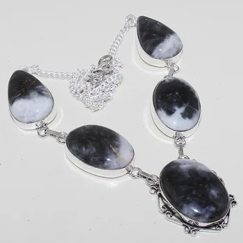 

Japser Necklace Silver Overlay over Copper , 46.5 cm, N0628