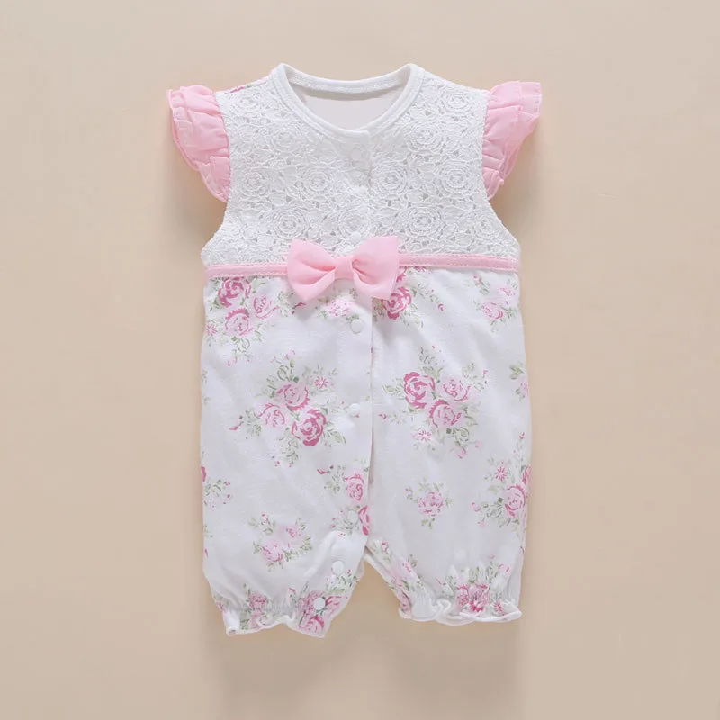 Одежда для малышей. Одежда для маленьких девочек. Одежда для девочки 6 месяцев. Детские вещи для девочек. Choupette 30.