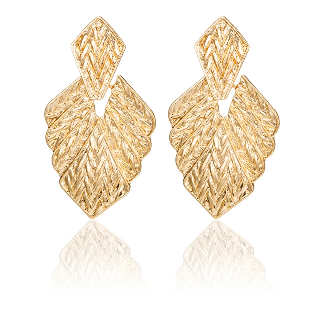 

Classic Punk Leaf Big Earring For Women Statement Ethnic Silver Gold Metal Large Earring Jewelry Shellhard Female Wedding Gift