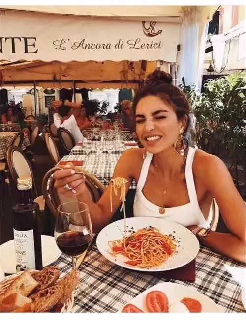 Toppies المرأة الصيف الصلبة اللون داخلية عبر عارية الذراعين حللا الأوروبية قطعة واحدة