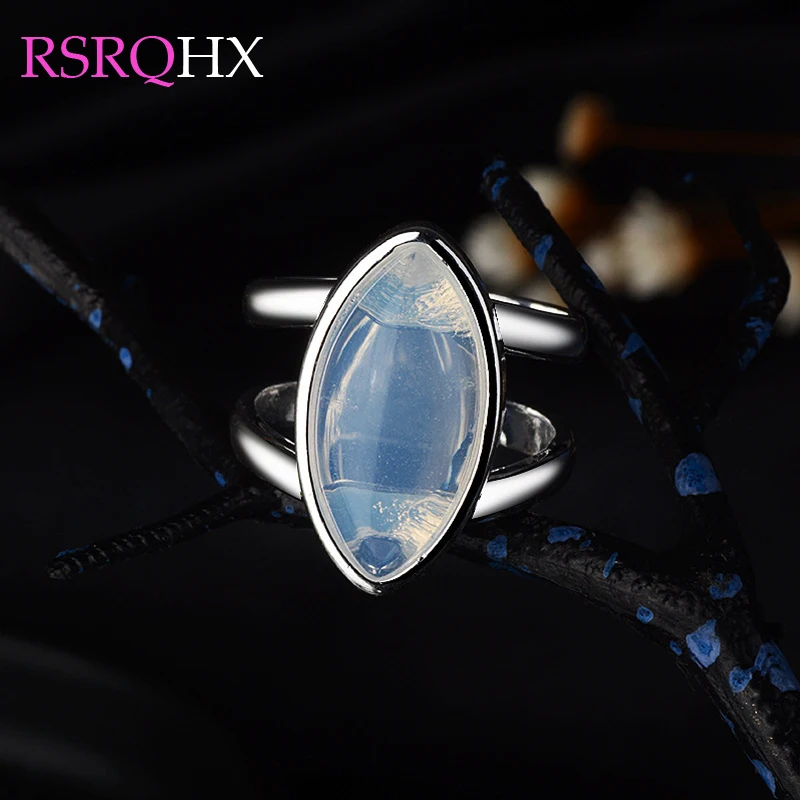 

Vintage Moonstone Ring for Women Girls Punk Statement Jewelry Silver Plated Moon Rings Party Wedding Engagement Girlfriend Gifts