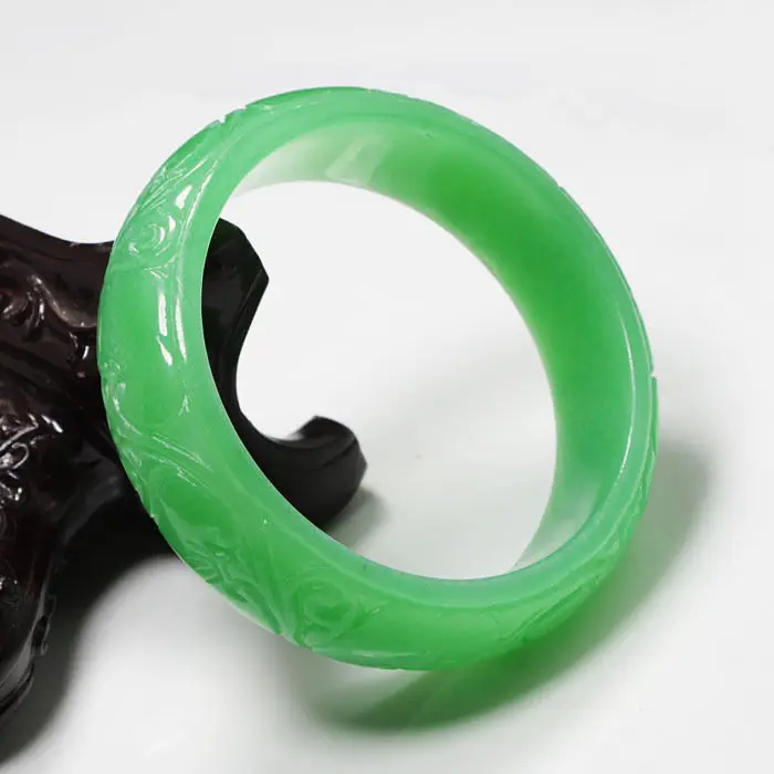 

A-374 Beautiful Hand-carved Emerald Green Nephrite Jade Gem Bracelet Bangle 59mm