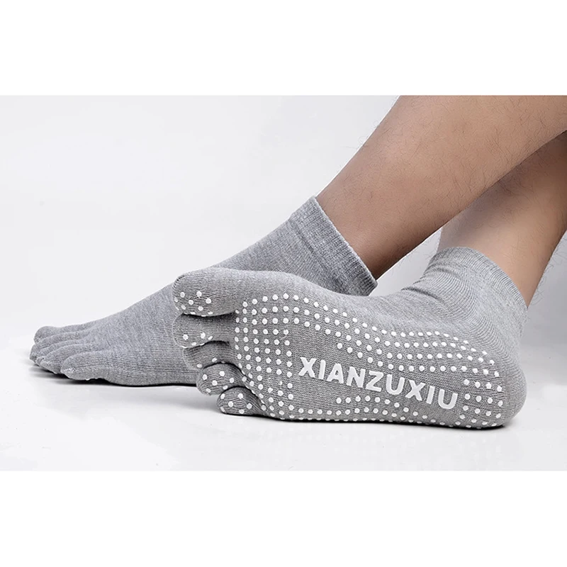 Yoga Socks Men Cotton Breathable Non-slip Massage Five-finger 5 Toe