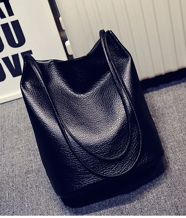 WOMEN MESSENGER BAGS (5)