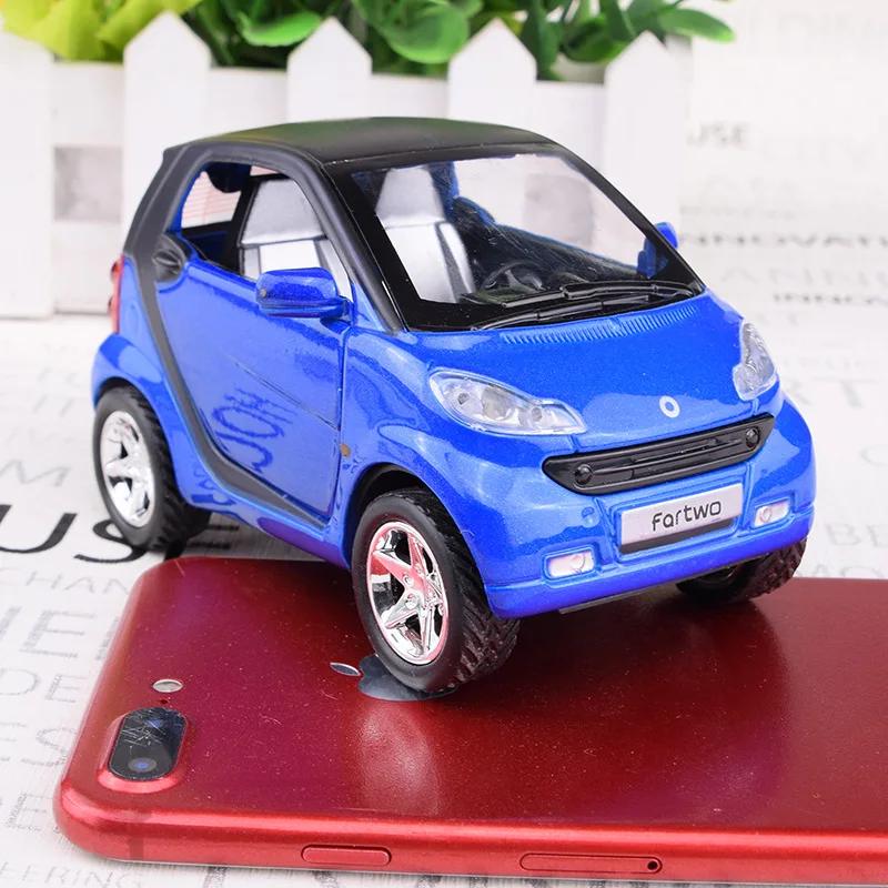Классическая в масштабе 1:32 прекрасный винтажный автомобиль литые супер