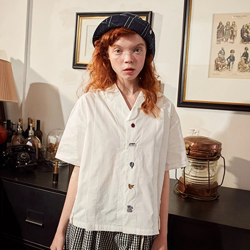 

Fashion Design Sweet Women White Cotton Blouse Koala Embroidery Cartoon Animal Button Short Sleeve 2018 Summer Ladies Shirt Tops