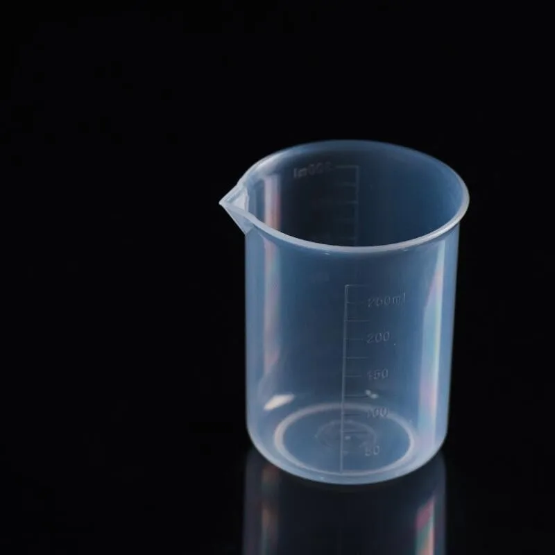 

5pcs/lot Capacity 250ml Low Form Beaker Chemistry Laboratory Borosilicate PP Plastic Transparent Beaker Thickened with spout