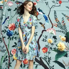 Синий и розовый цвет деревья с птицами печать шелковая атласная ткань, полиэстер ткань для женского платья ткань имитирует шелковую ткань