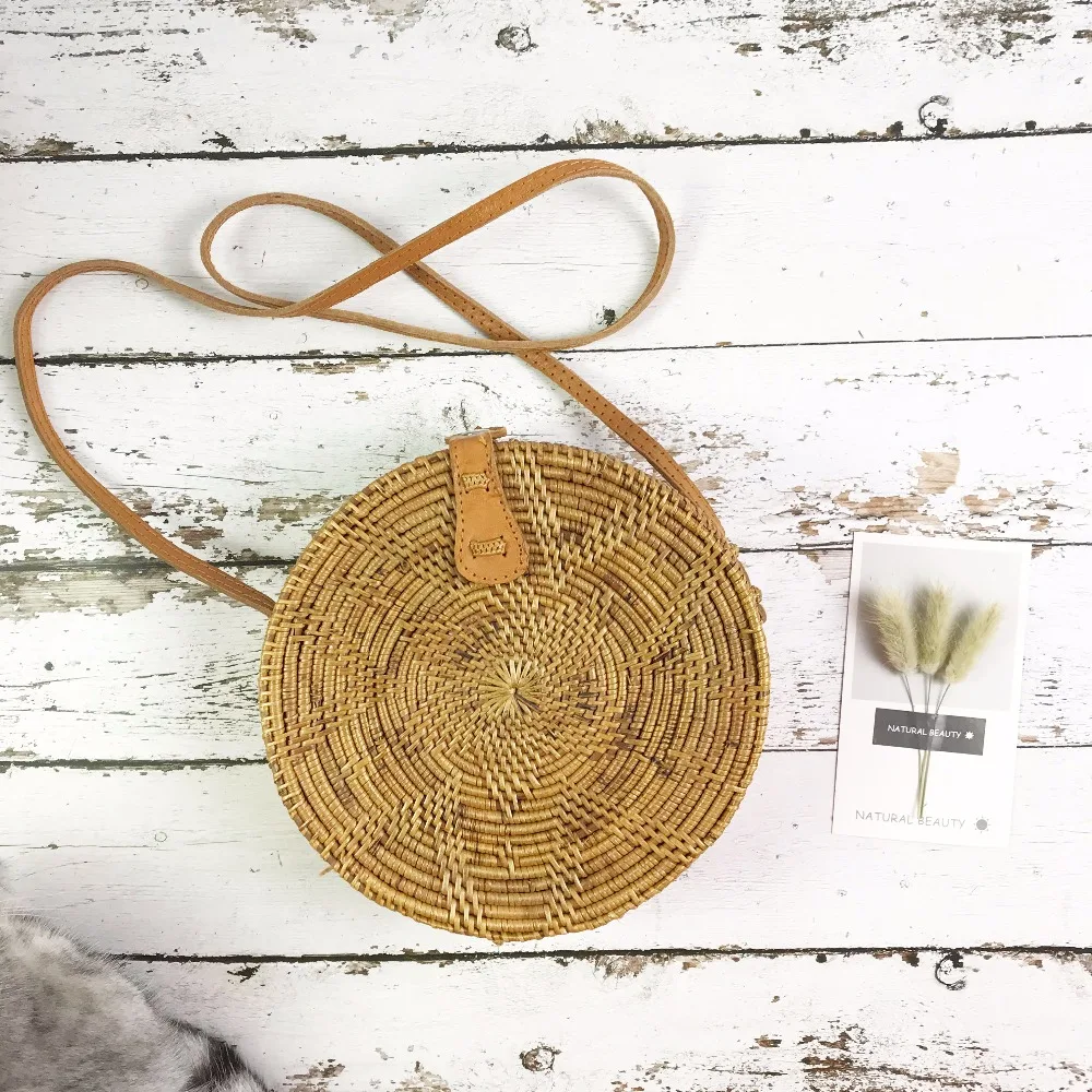 

Caker Summer Vintage Handmade Crossbody Leather Bag Round Straw Beach Bag Girls Circle Beach bag Small Bohemian Shoulder bag