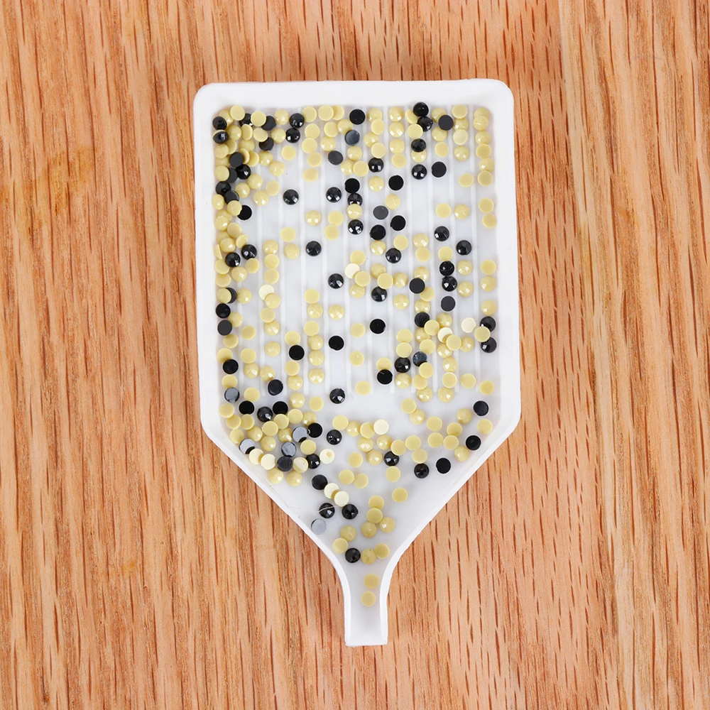 

5/10pcs 5D Diamond Painting Point Drill Tray Acrylic Plastic Plate Nozzle Square Round Bead Embroidery Essential Tools