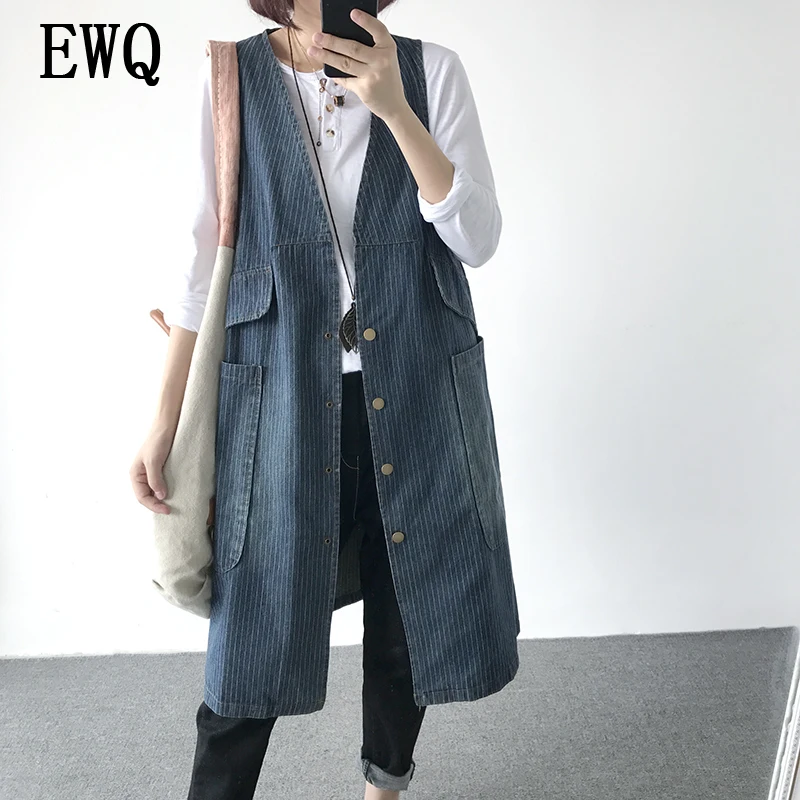 

[EWQ] New Summer Spring 2019 Fashion V-neck Sleeveless Single Breastred Striped Split Joint Big Pocket Loose Vest Women QE250