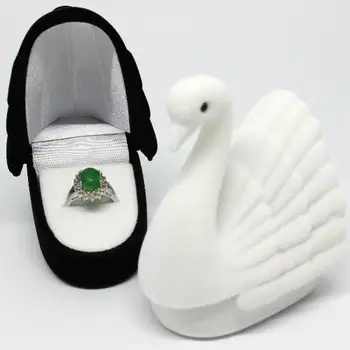 

Novelty Velvet Cygnet Swan Shape Jewelry Box Ring Earring Necklace Pendant Jewelry Display Rack Gift Boxes Storage Wholesale