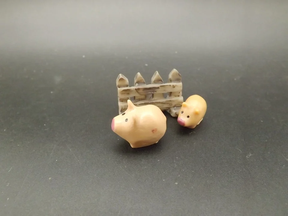 Tiny-S004Pig (7)