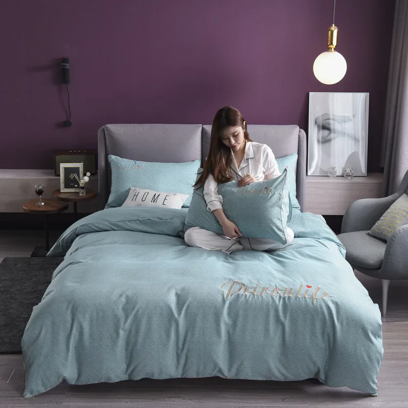 

Luxury Style Embroidery Bed Set 4pcs Duvet Cover Pillowcase Flat Fitted Bed Sheet Green Bean Paste Light Grey Brown