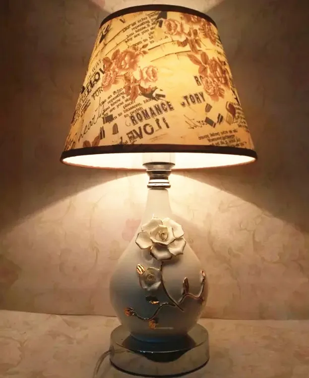 

The new lamp American country hotel home rooms, high-grade study bedroom bedside lamp warm