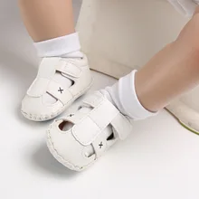 Новорожденные Летние обувь для мальчиков мягкие кожаные сандалии Babs мальчики летние ботинки для малышей Мягкая подошва кожаные пляжные сандалии