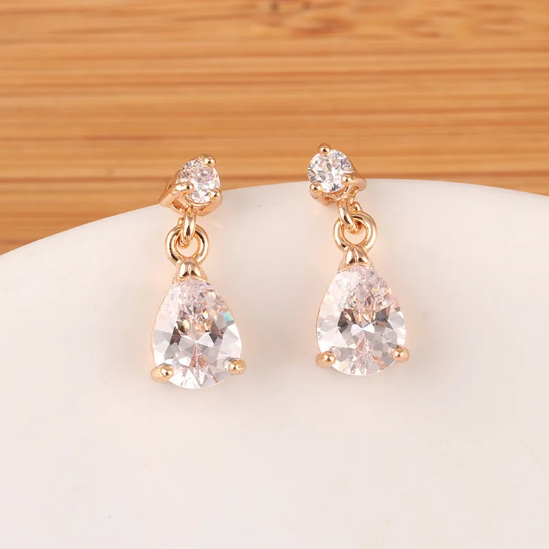 

SmileSunshine Gold Color Waterdrop Earrings For Women Girls AAA+ Zircon CZ Teadrop Stud Earrings Fashion Costume Jewelry 2018