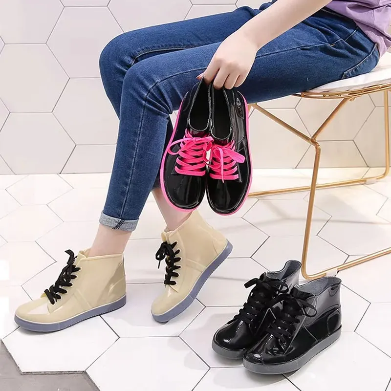 

PVC Fashion Women Transparent Rain Boots Rubber Lace Up Women Ankle Boots Waterproof Casual Comfort Ladies Martin Boots Shoes