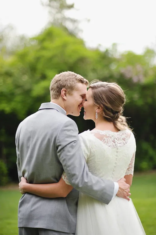 a-line-lace-tulle-beach-modest-wedding-dresses (2)_