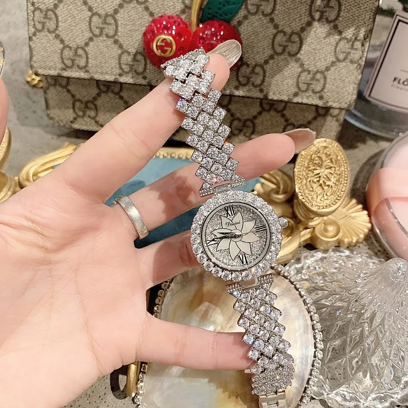 Супер женские часы модные элегантные серебряные женские часы женские кварцевые часы с бриллиантами и кристаллами reloj mujer montre femme