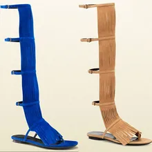 Дизайн; замшевые сандалии-гладиаторы до колена с бахромой; женские сандалии с вырезами; сандалии с пряжкой на лодыжке;