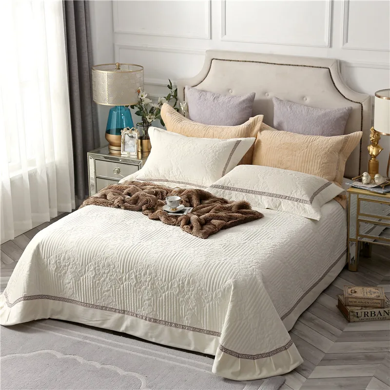 Europe Jacquard Quilted Fleece Thick Bedspread Bed Cover Set Queen Size