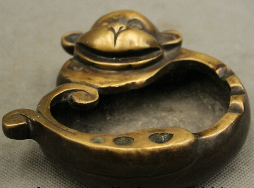 

JP S0608 Lucky Chinese Pure Bronze Zodiac Auspicious JiXiang Monkey Head Statue Ashtray