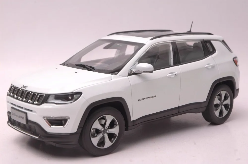 Модель литая в масштабе 1:18 для Jeep COMPASS 2017 белый SUV игрушечный автомобиль из сплава