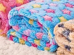 1PC Free Shipping Soft Fleece Pet Dog Blanket Cat Mat Cover Small Medium Large Towl Puppy Travel Air Conditioning Blanket