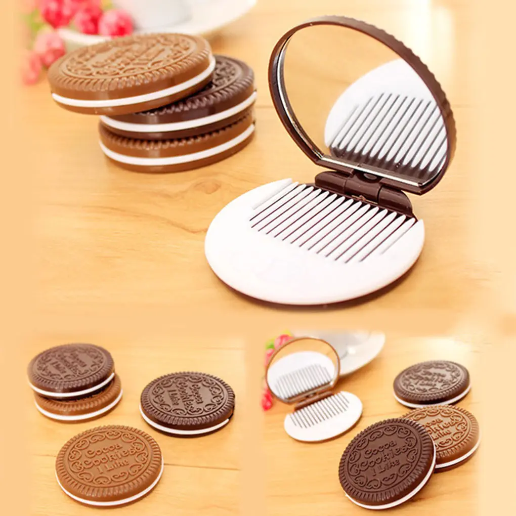 

Party Favor Cute Biscuits Mirror Compact Cookie 1 Pieces Beauty Comb Pocket Chocolate Portable