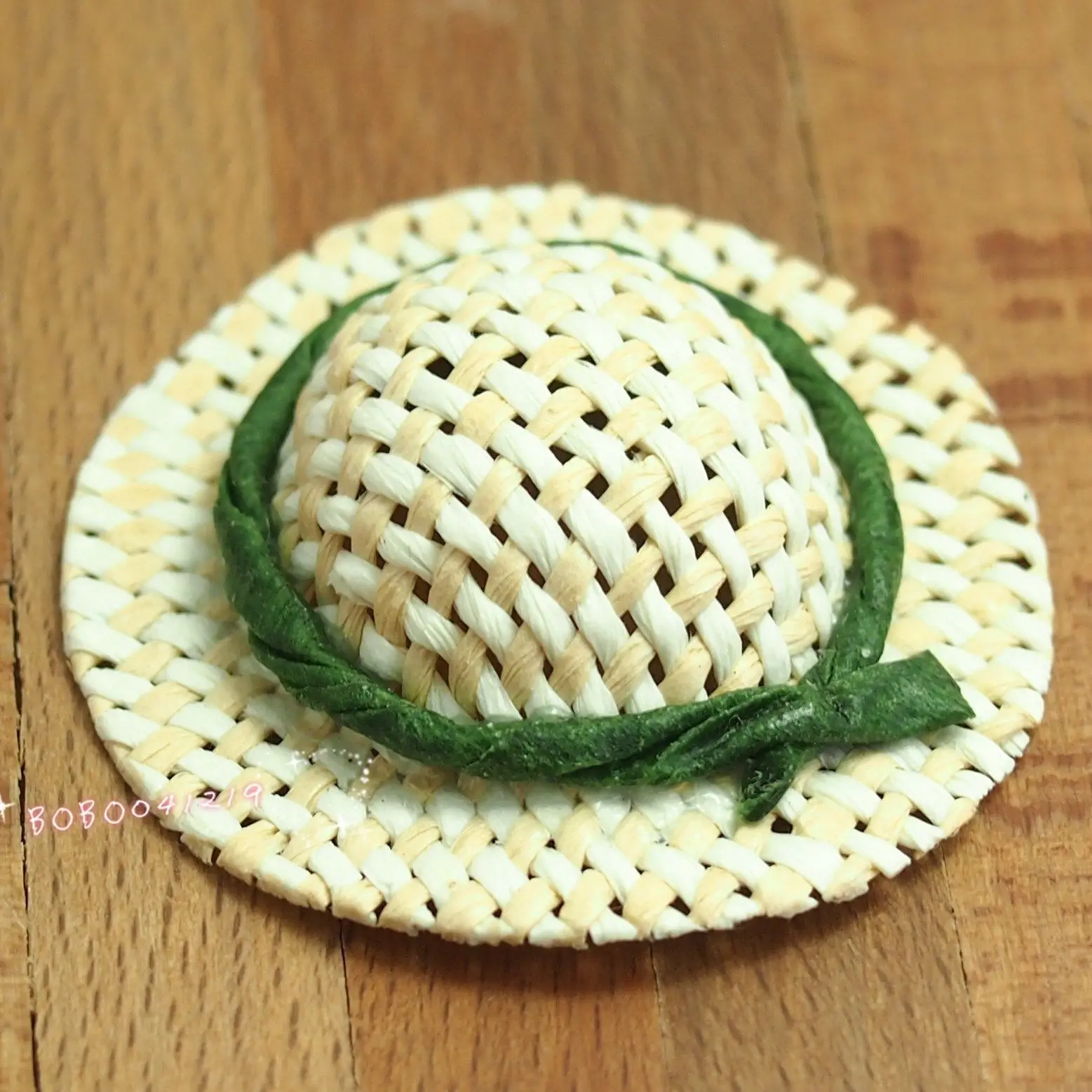Dollhouse Miniature Bedroom Mini Straw Hat Diameter 4.3cm SPO134in