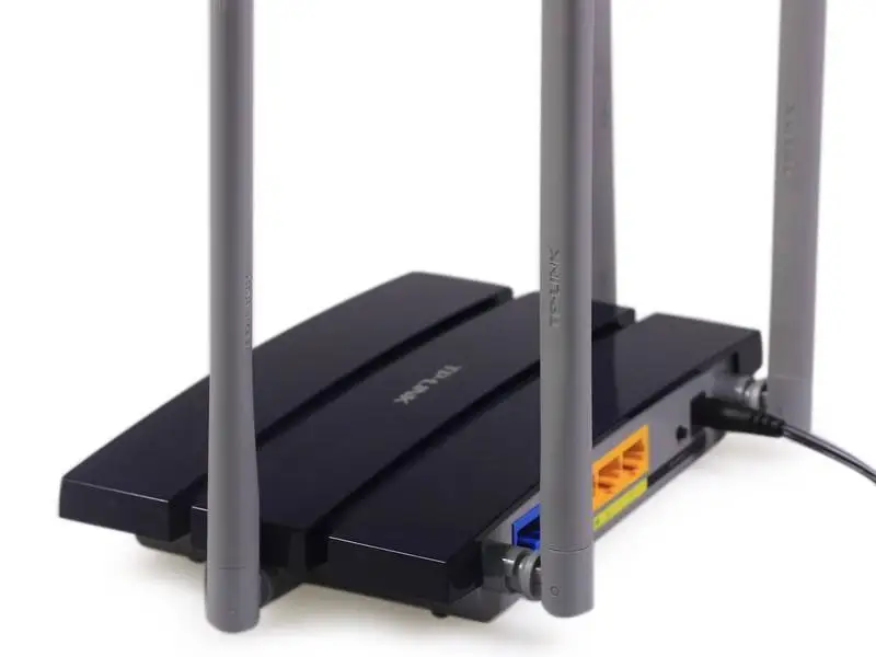 

Used,TP-Link TL-WDR3320 600M 2.4/5GHz Dual Band Wireless Network Router 4 Antenna(NOT FULL NEW,HAVE SCRATCH)