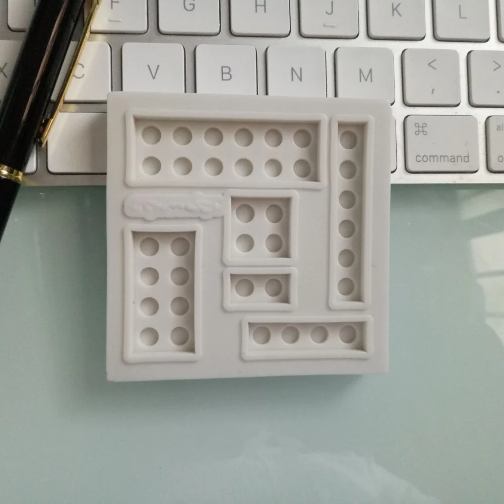 4615021462_402460459