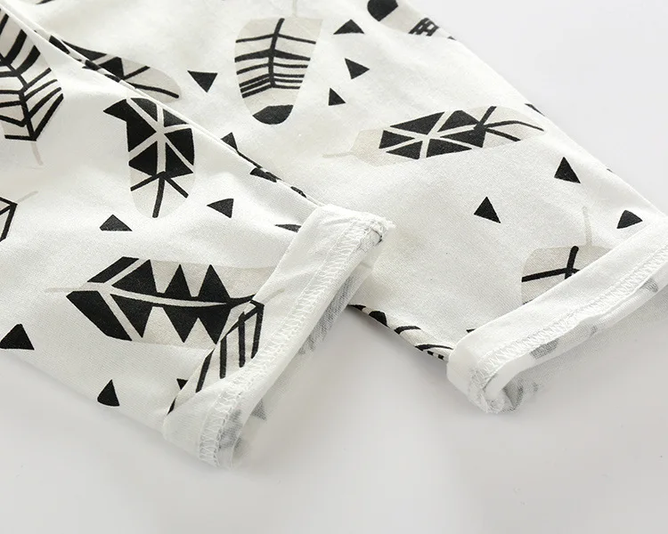 3015633284_2068599042