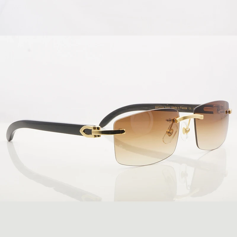 35240120-GoldBlackHorn