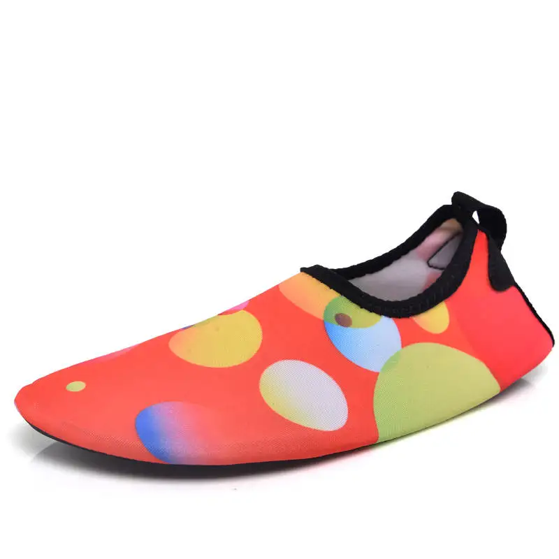 

TIOSEBON Slip on Low Heel Wading Shoes Lightweight Soft Beach Unisex Walk Swim Outdoor Diving Shoes High Elastic Sock Sneakers