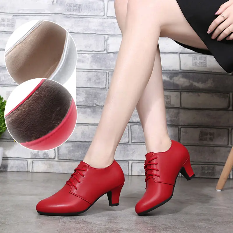 Зимняя женская танцевальная обувь; цвет красный, черный, серебристый; обувь для латинских танцев, танго, бальных танцев; Каблук 5,5 см; Современная обувь для танцев