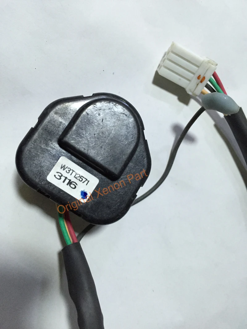 Mitsubishi ballast long wire ignitor W3T12571-3