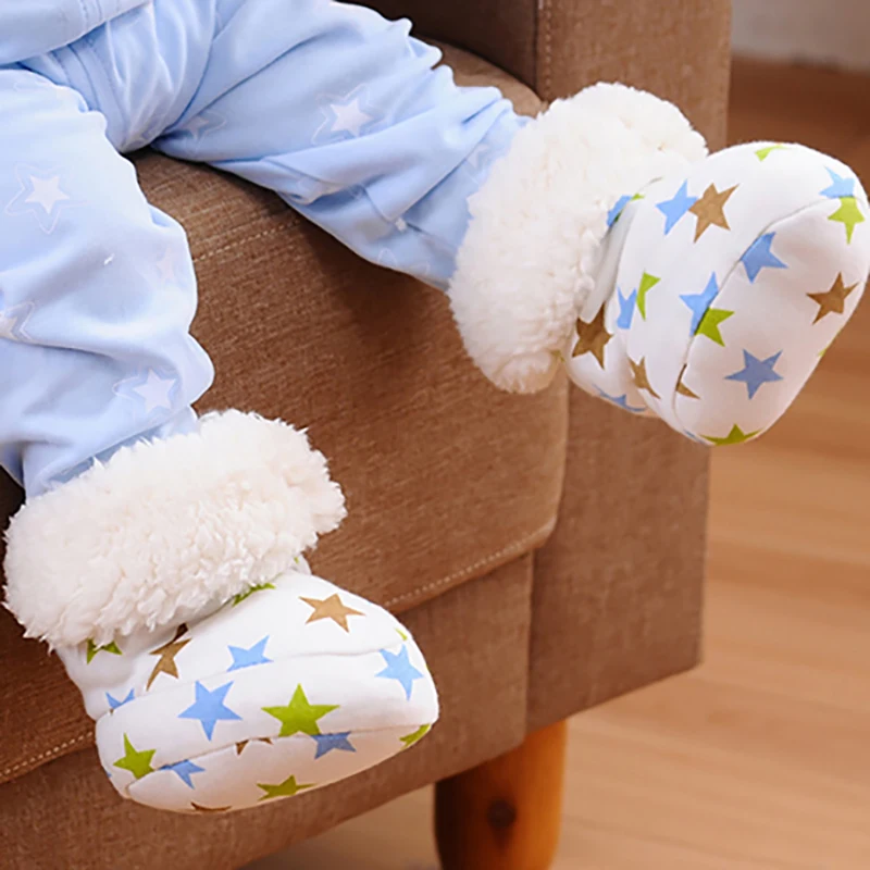 

Winter thickening cashmere baby baby shoes socks boys and girls floor sock socks for 0-6 months