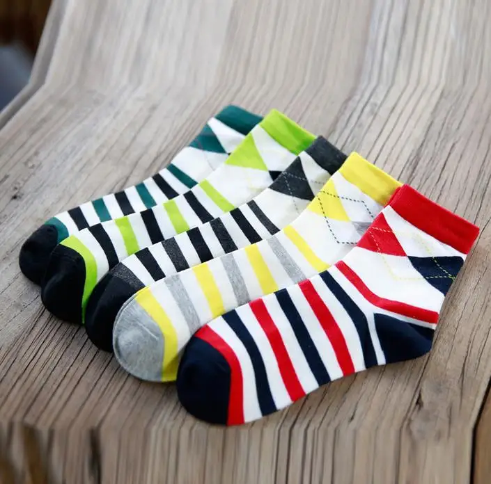 

Men's socks British Style Rhombus Pattern Stripe Splice Colorful Brand Elite Long Cotton Socks Casual Men Wholesale Socks