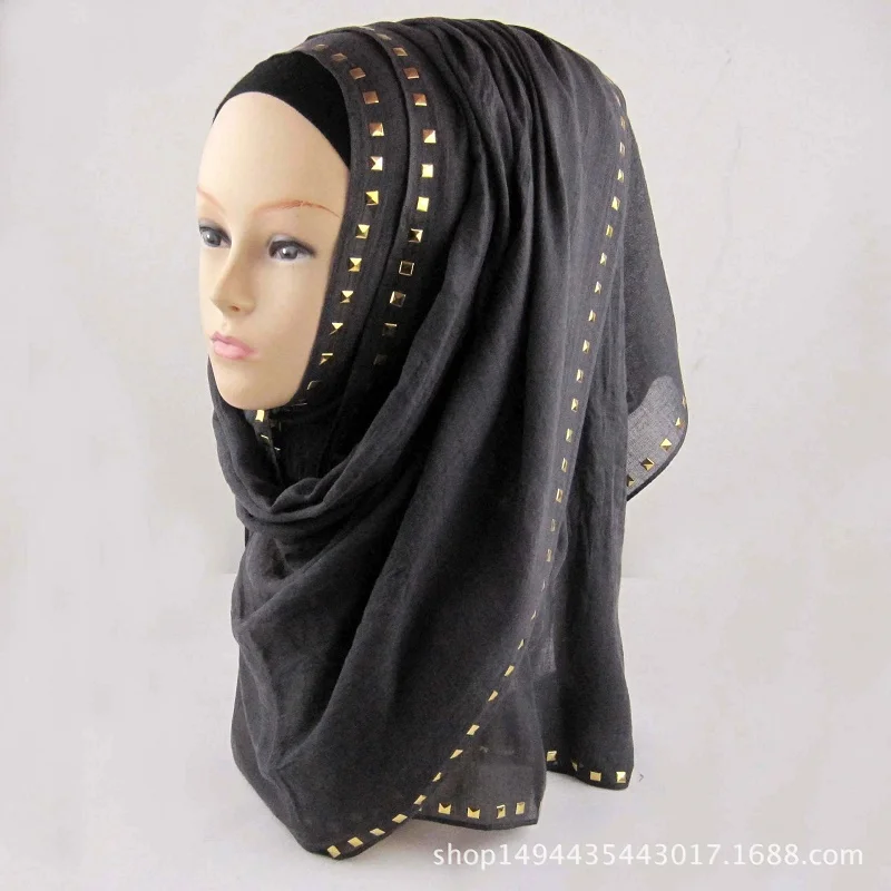 Золото шарф с клёпками хлопок Стад мусульманские хиджабы шаль леди длинные однотонные обертывания пашмины Ислам для женщин Bufandas платок Sjaal