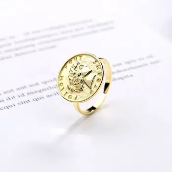 

Silvology 925 Sterling Silver Figure Rings Gold Round Creative Advanced Texture Western Style Rings for Women 2019 Gold Jewelry