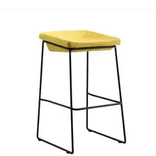 Скандинавский барный стул современный минималистский дом кованого железа промышленный ветер Кофе Ресторан мобильный телефон магазин высокий барный стул