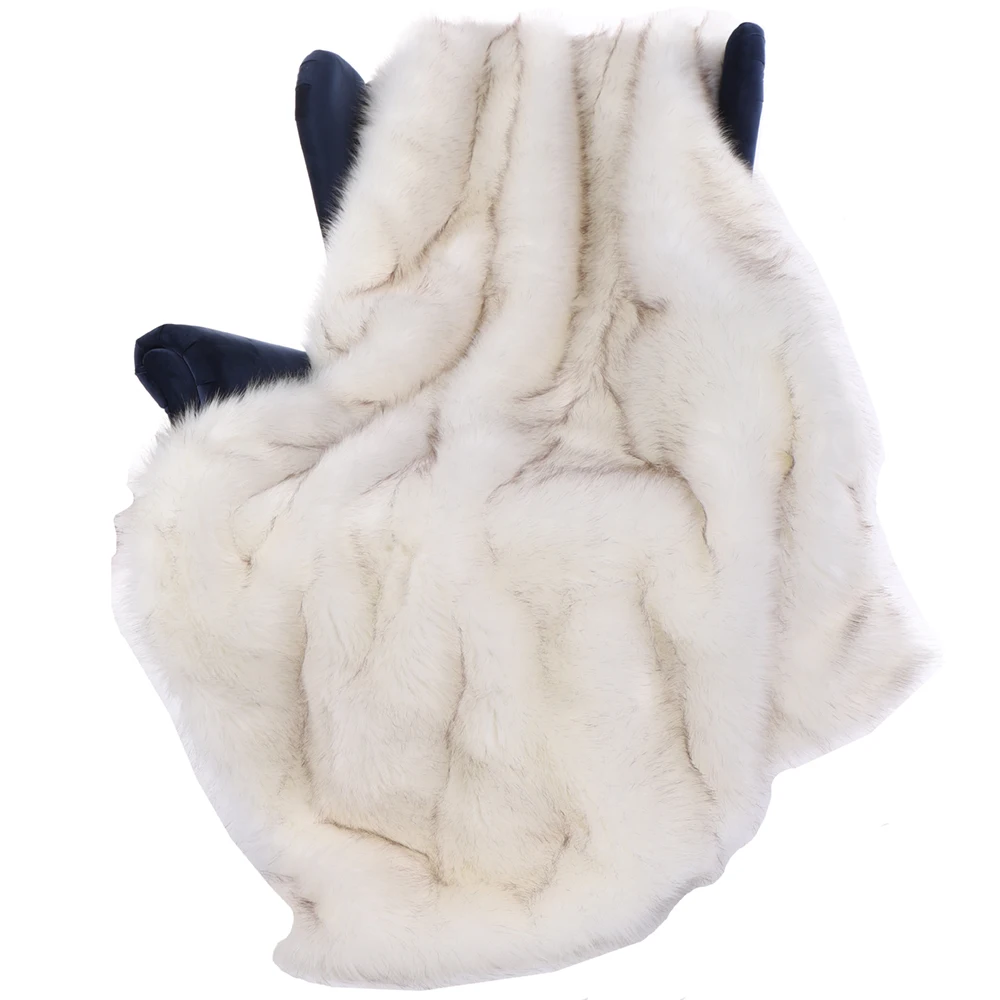 Battilo 51 X 67 Inches Luxury White Fox Faux Fur Throw Blanket in Throw from Home & Garden on