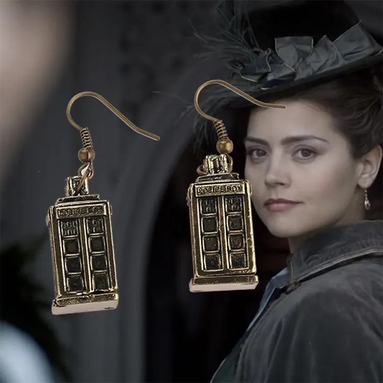 

Free shipping a lot ancient silver bronze TARDIS Earrings Doctor Who Earrings