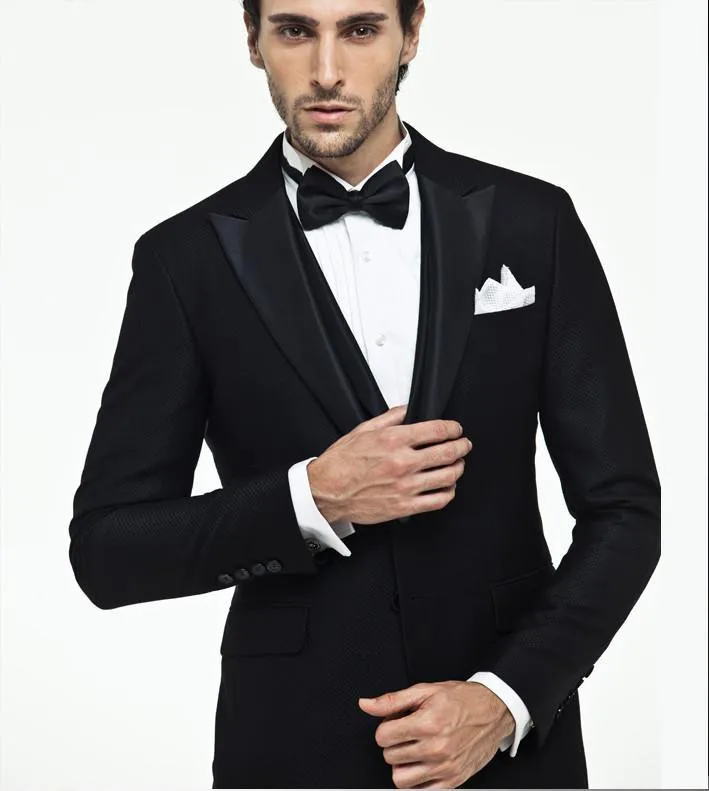 Черный одна кнопка максимумом нагрудные Для мужчин костюмы (куртка + брюки + жилет + галстук) модные Мужской костюм Custme сделано Свадебная