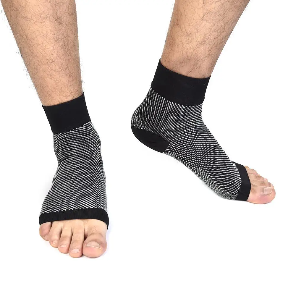 mens yoga socks