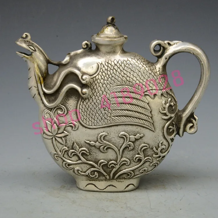

Pure white copper, Qianlong year system, Zodiac rat teapot / wine pot, home / living room decoration crafts, collectibles.